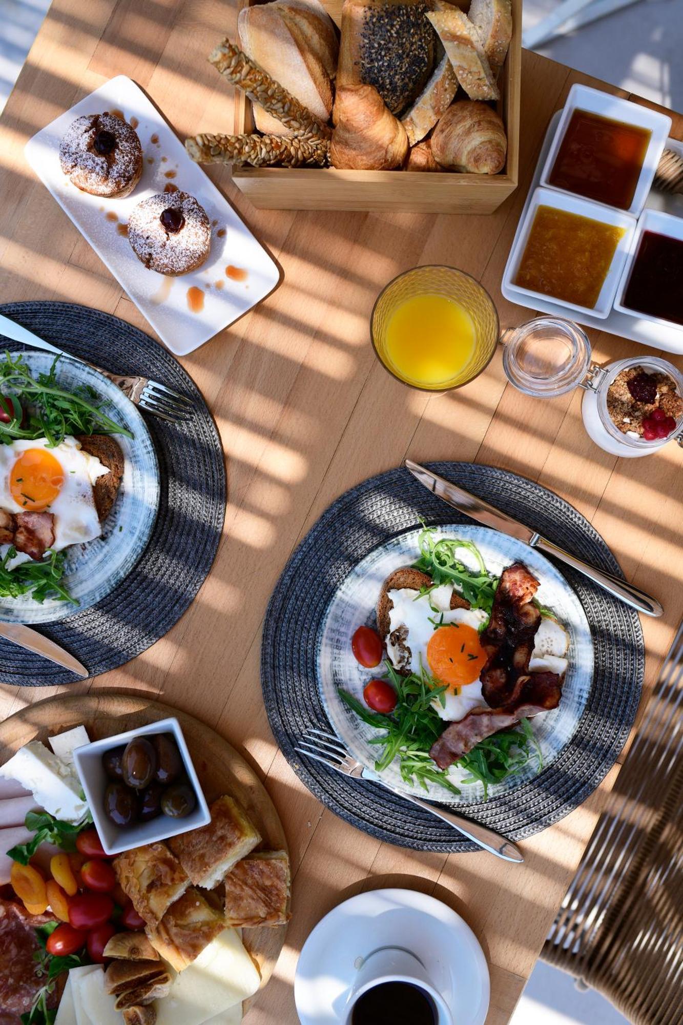 Elies Aesthetic Living Hotel Nea Iraklitsa Luaran gambar